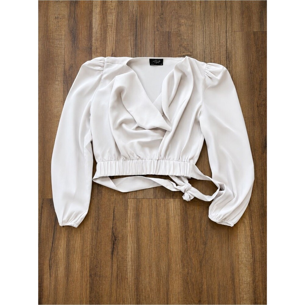 Milk & Honey Ivory Wrap Crop Blouse Puff Sleeve Size S Feminine Tie Waist